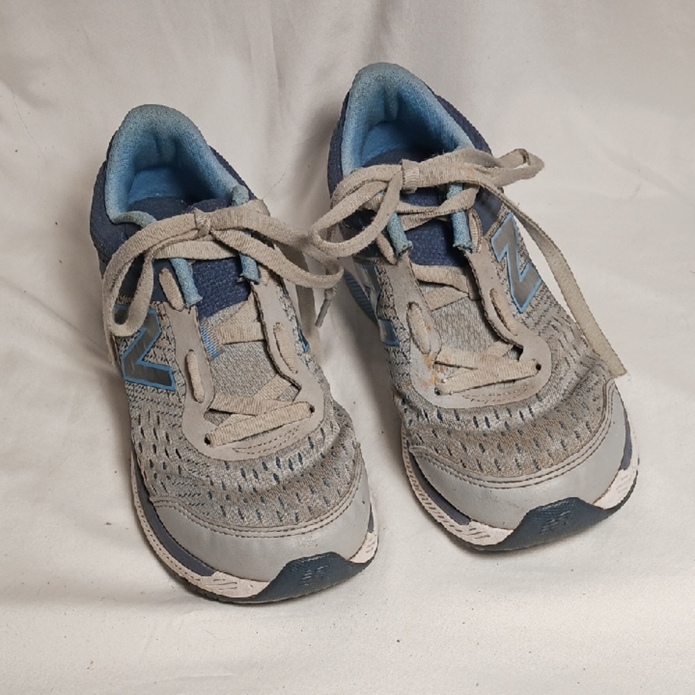 New Balance 847 Women's Walking Shoe